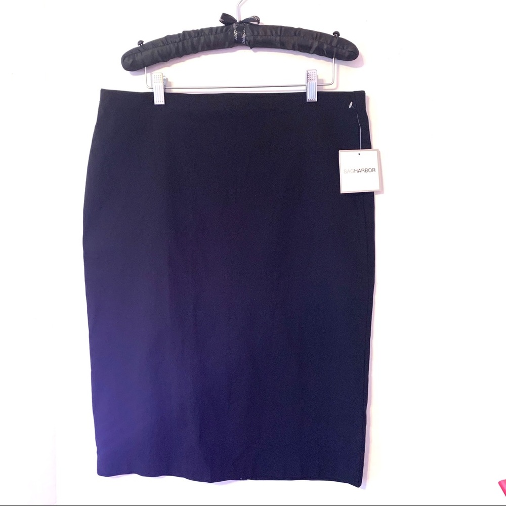 Sag Harbor Black Knee-Length Pencil Skirt Size L